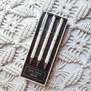 🆕️ Rae Dunn Pen Set